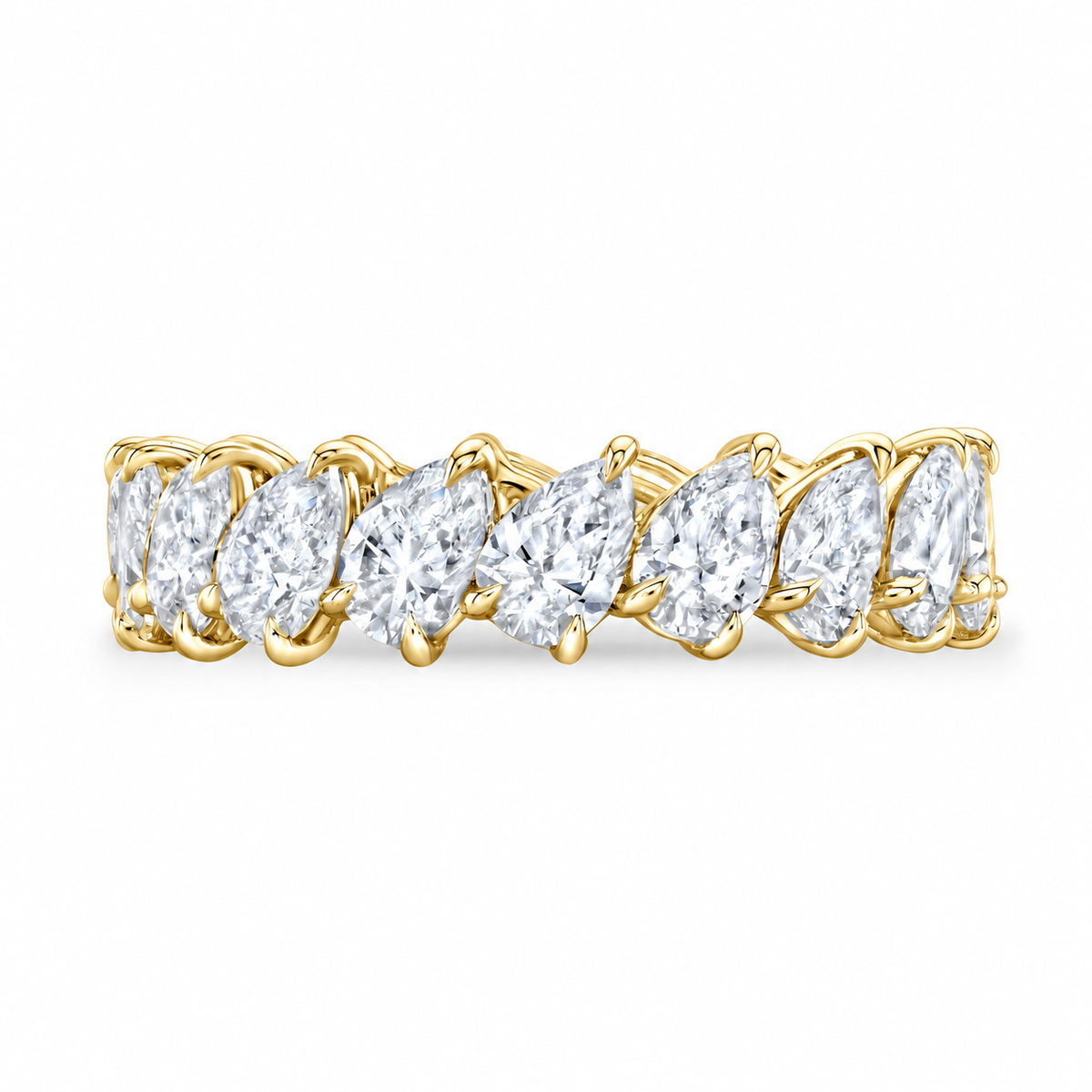 Celeste wedding band in yellow gold - angle view 3