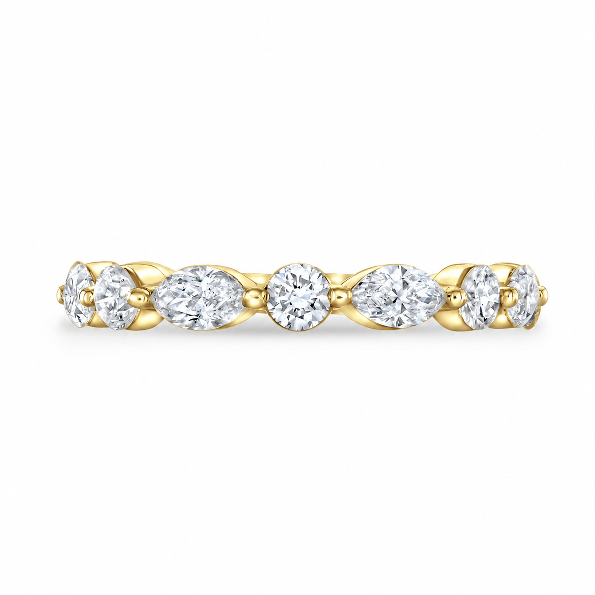 Juliette wedding band in yellow gold - front view